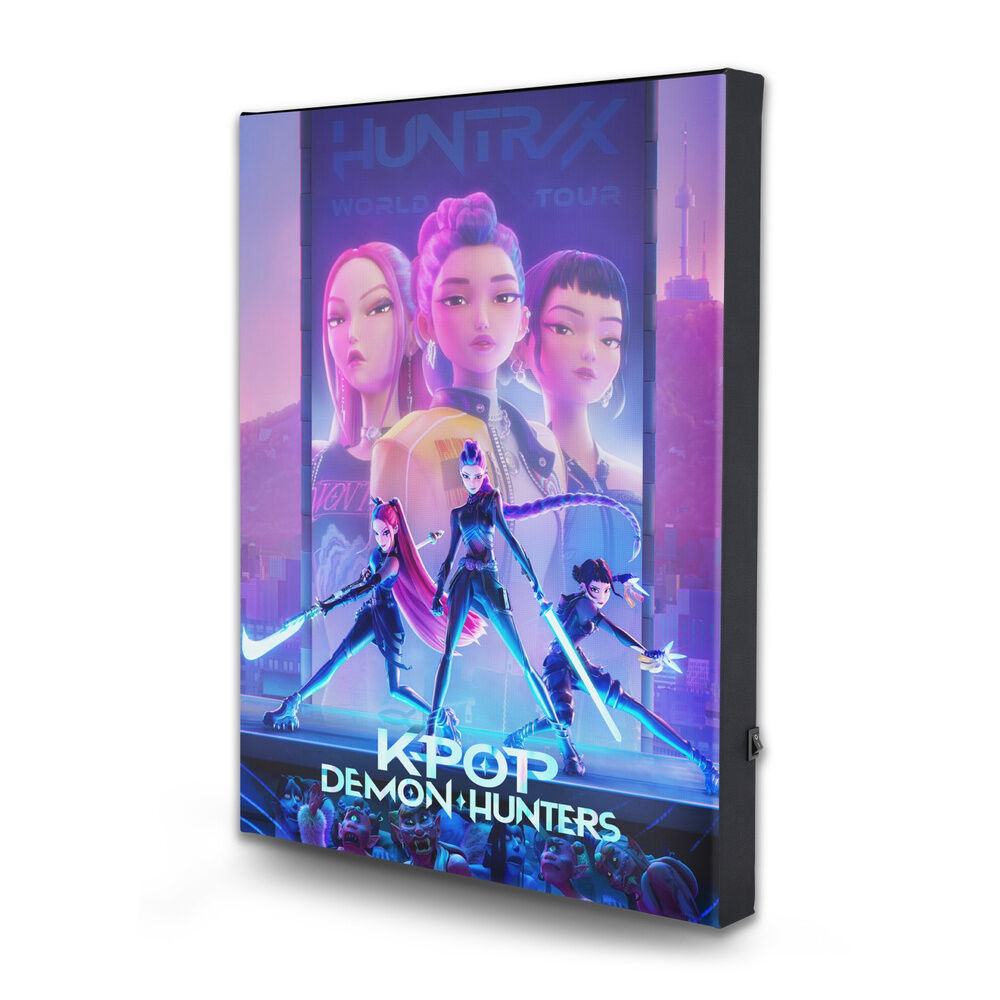 K-POP DEMON HUNTERS LIGHT UP CANVAS