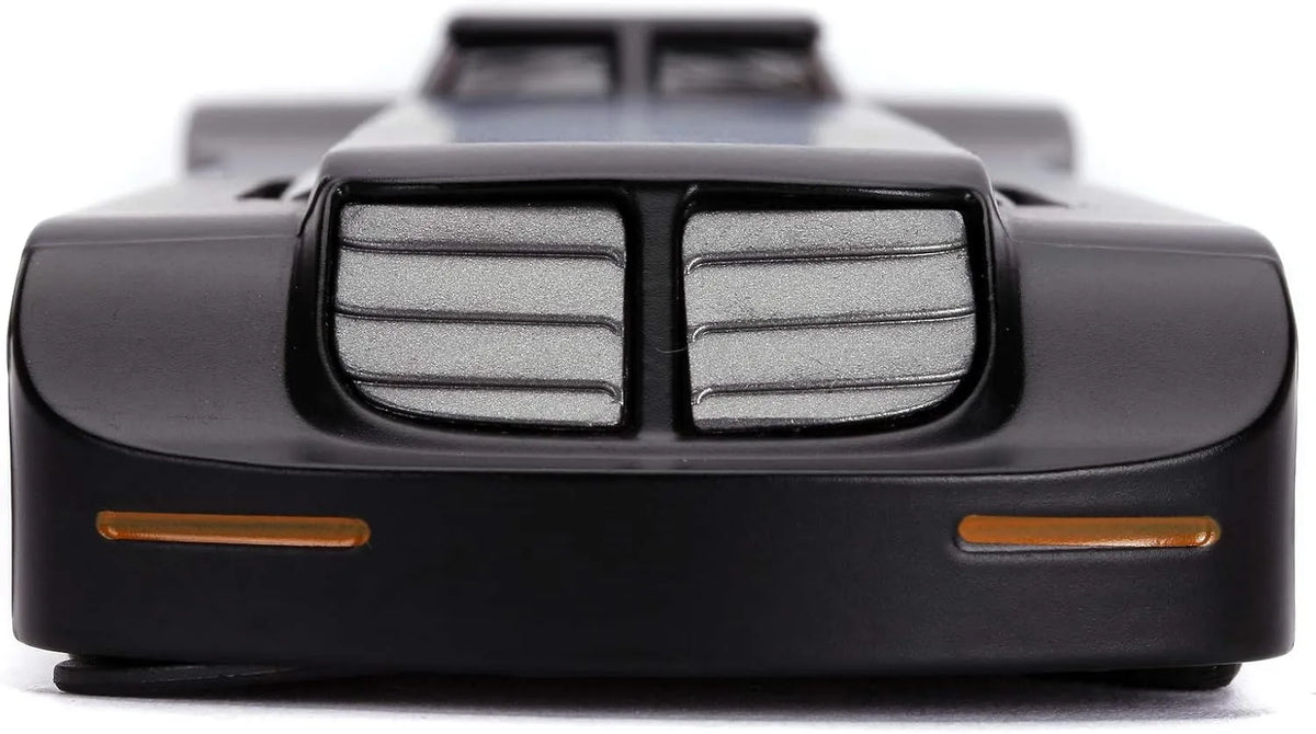 BATMAN ANIMATED SERIES BATMAN & BATMOBILE 1/32 DIE-CAST MODEL
