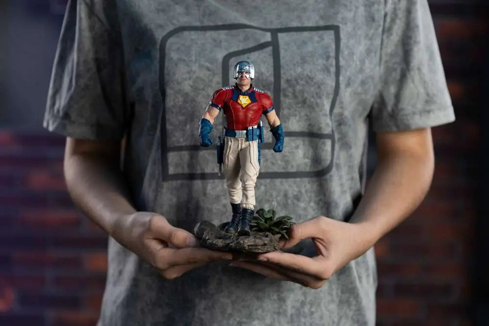 SUICIDE SQUAD PEACEMAKER 1/10 STATUE