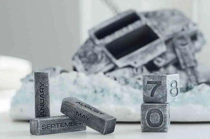 STAR WARS  ATAT WALKER DESTROYED 3D PERPETUAL CALENDAR
