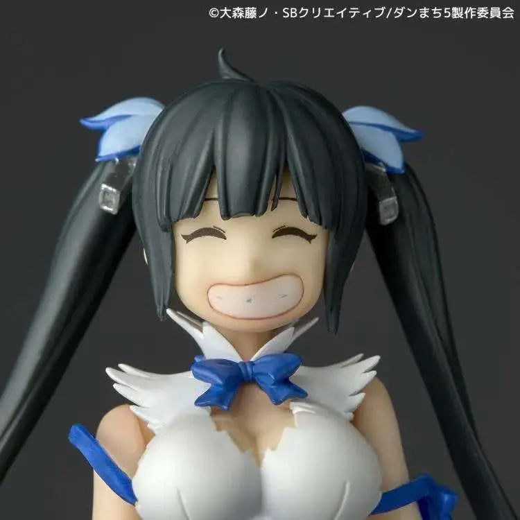REVOLTECH DANMACHI (IS IT WRONG TO TRY TO PICK UP GIRLS IN A DUNGEON?) HESTIA ACTION FIGURE