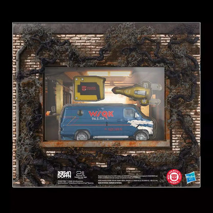 TRANSFORMERS X STRANGER THINGS FREAKWENCY AND 8-TRACK ACTION FIGURE
