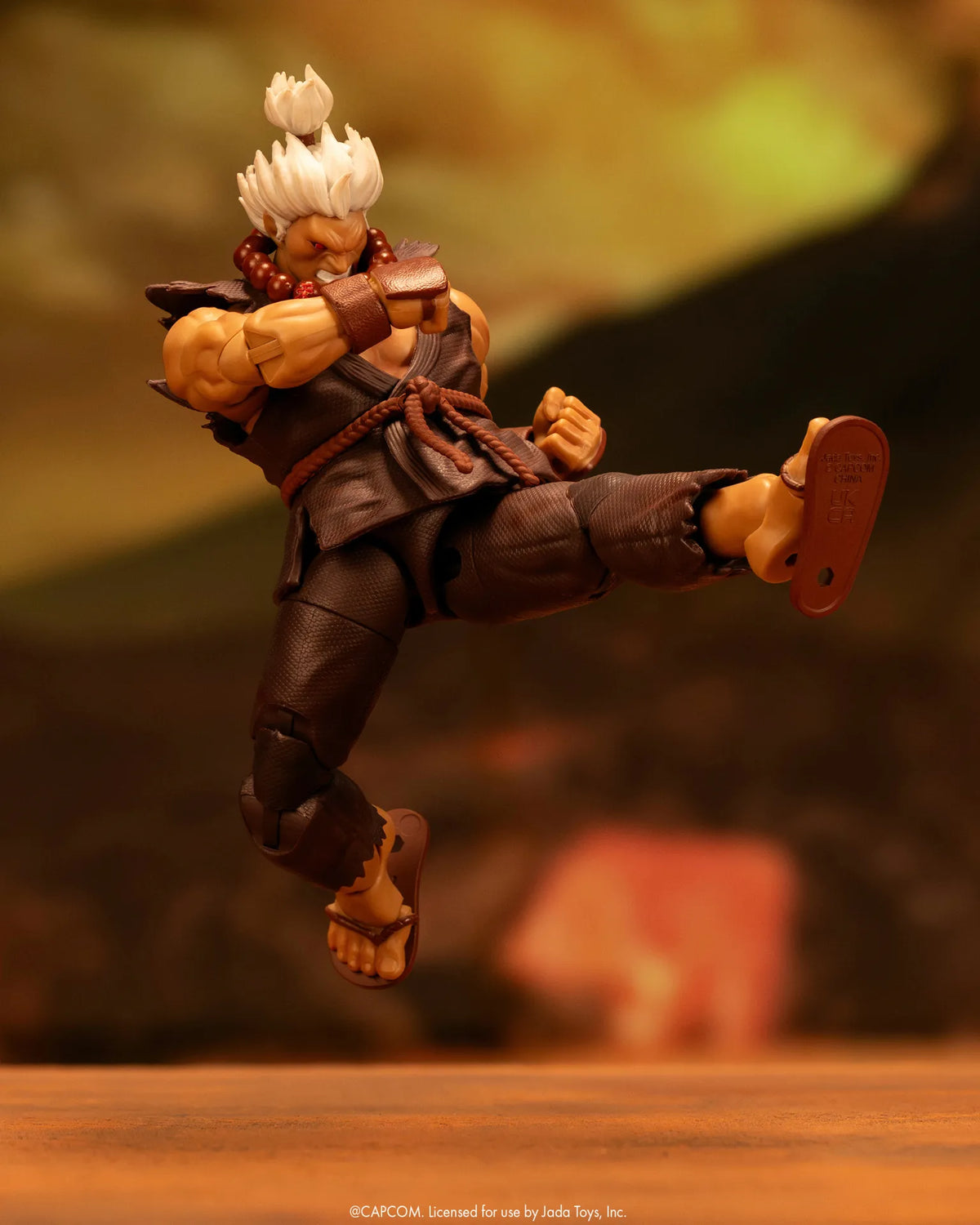 STREET FIGHTER II AKUMA 1/12 ACTION FIGURE DELUXE