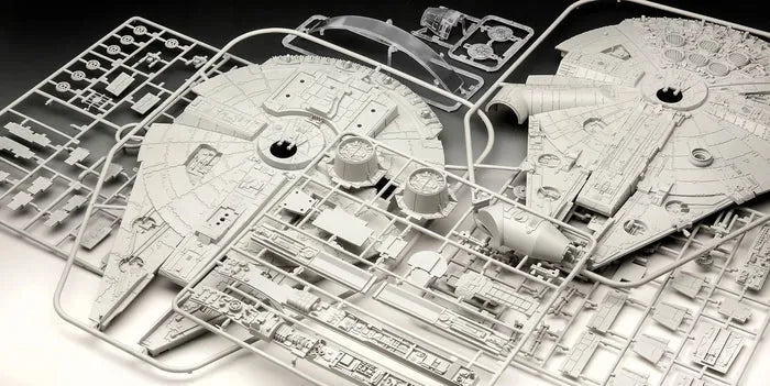 STAR WARS MILLENNIUM FALCON EPISODE IV MK