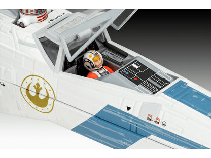 THE MANDALORIAN AND GROGU NEW REPUBLIC X-WING MK