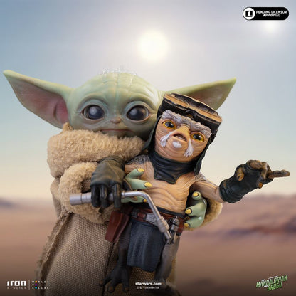 MANDALORIAN & GROGU MOVIE GROGU NO SQUEEZY 1/4 LEGACY STATUE