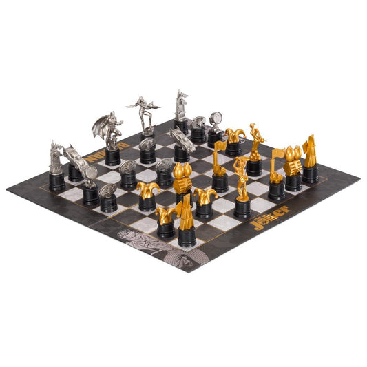 DC BATMAN VS THE JOKER CHESS SET
