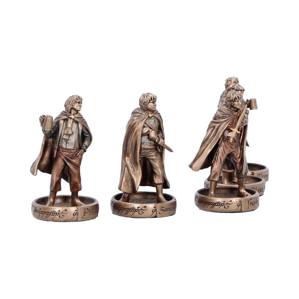 THE LORD OF THE RINGS THE HOBBITS OF THE SHIRE FIGURINE