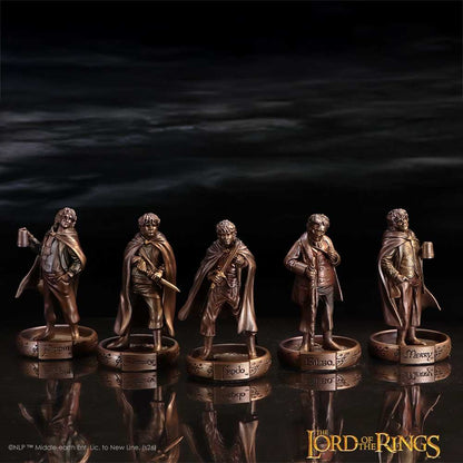 THE LORD OF THE RINGS THE HOBBITS OF THE SHIRE FIGURINE