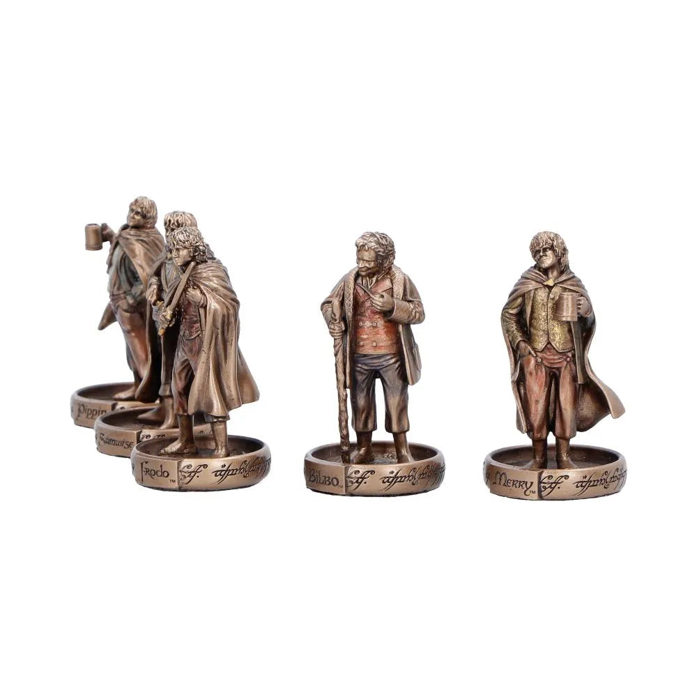 THE LORD OF THE RINGS THE HOBBITS OF THE SHIRE FIGURINE