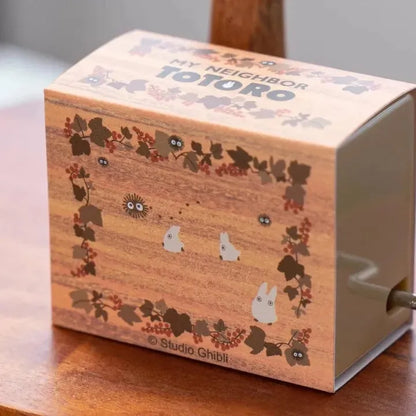 MY NEIGHBOR TOTORO AUTUMN LEAF HAND CRANK MUSIC BOX