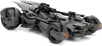 BATMAN JUSTICE LEAGUE BATMAN & BATMOBILE 1/24 DIE-CAST MODEL