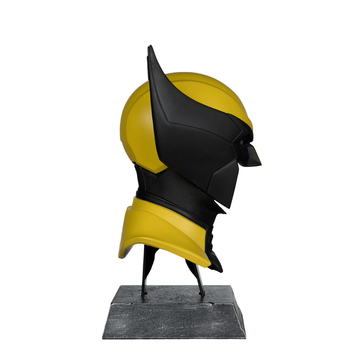 MARVEL GAMES WOLVERINE COWL 1:3 PROP REPLICA