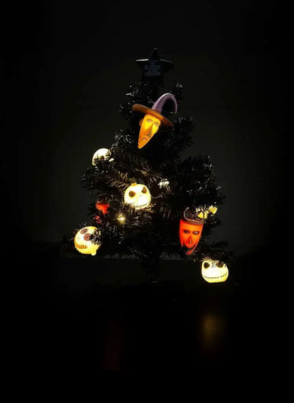 NBX 2005 XMAS TREE WITH LIGHTS
