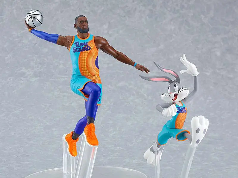 SPACE JAM LEBRON JAMES &amp; BUGS BUNNY PUP