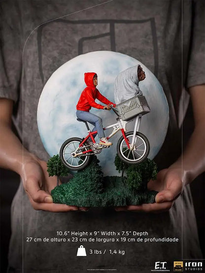 E.T. AND ELLIOT 1/10 ART DELUXE STATUE