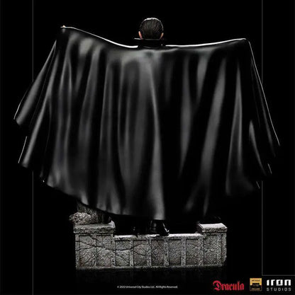 UNIVERSAL MONSTERS DRACULA 1/10 DLX STAT
