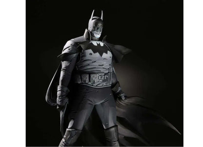 BATMAN B&W BATMAN BY MIKE MIGNOLA