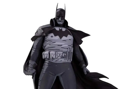 BATMAN B&W BATMAN BY MIKE MIGNOLA