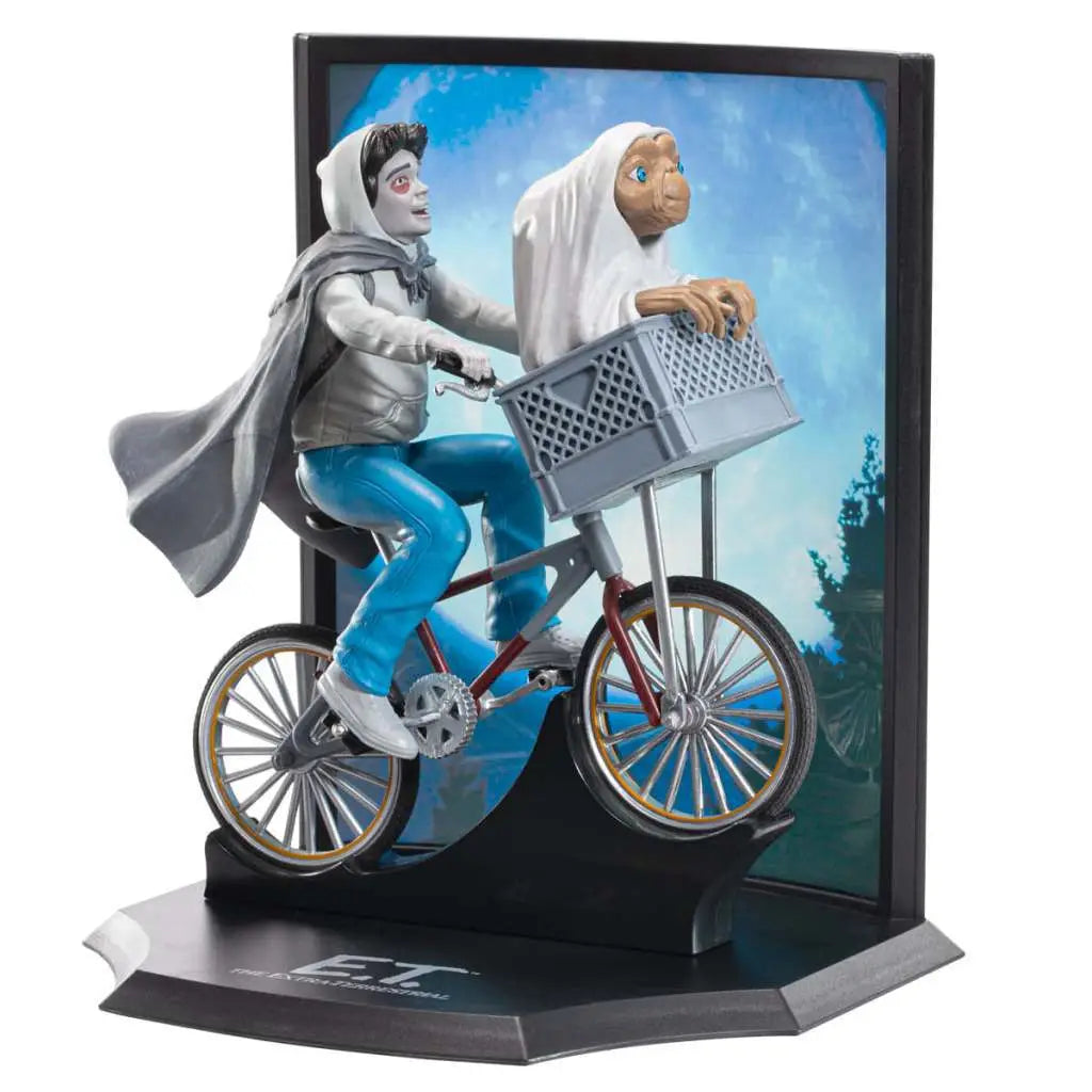 ET WITH ELLIOT OVER MOON DIORAMA
