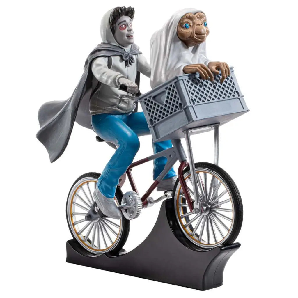 ET WITH ELLIOT OVER MOON DIORAMA