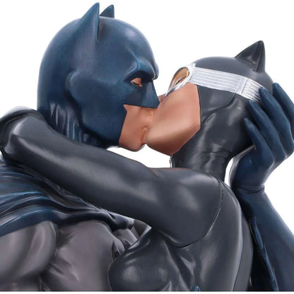 BATMAN & CATWOMAN DC COLLECTIBLE BUST