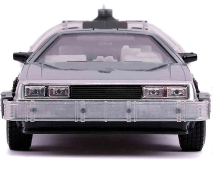 BACK TO THE FUTURE PART 2 1982 DELOREAN LIGHTS 1/24 DIE-CAST MODEL