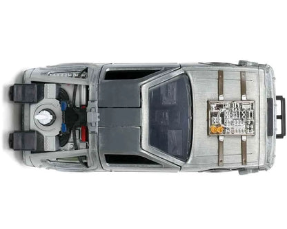 BACK TO THE FUTURE 3 1982 DELOREAN 1/32 DIE-CAST MODEL