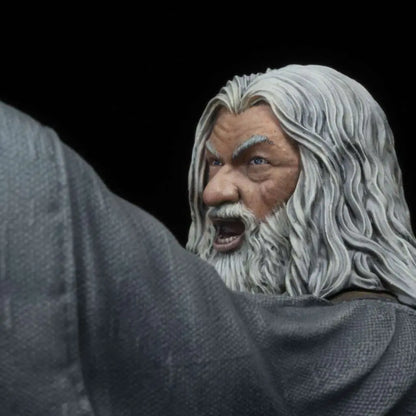 LORD OF THE RINGS GANDALF IN MORIA 18 CM FIGURE