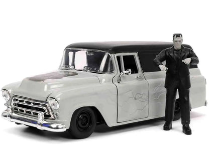 UNIVERSAL MONSTER 1957 CHEVY SUBURBAN & FRANKENSTEIN 1/24 DIE-CAST MODEL
