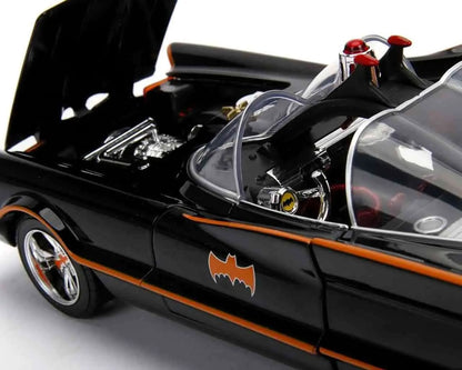 BATMAN 1966 BATMOBILE BATMAN & ROBIN DIE CAST MODEL 1/18 LIMITED EDITION