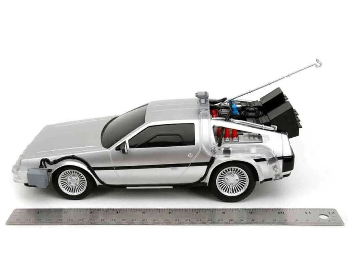 BACK TO THE FUTURE PART 1 1982 TIME MACHINE DELOREAN REMOTE CONTROL 1/16 DIE-CAST MODEL