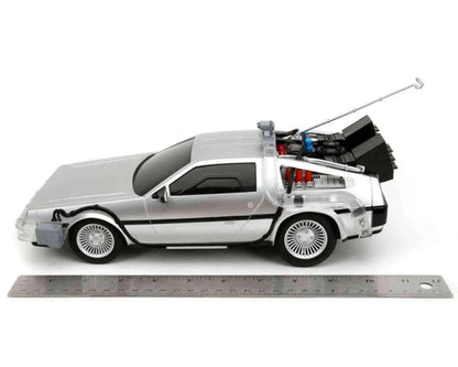 BACK TO THE FUTURE PART 1 1982 TIME MACHINE DELOREAN REMOTE CONTROL 1/16 DIE-CAST MODEL