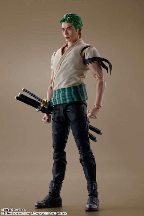 One Piece Netflix Roronoa Zoro Action Figure Bandai 14,50 cm Nerd Stark